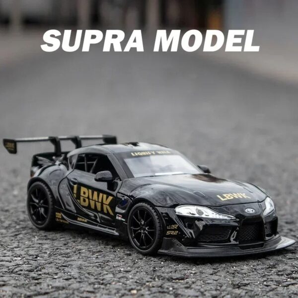 1:22 Toyota SUPRA Diecasts Alloy Model Car